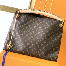 Louis Vuitton Shopping Bags